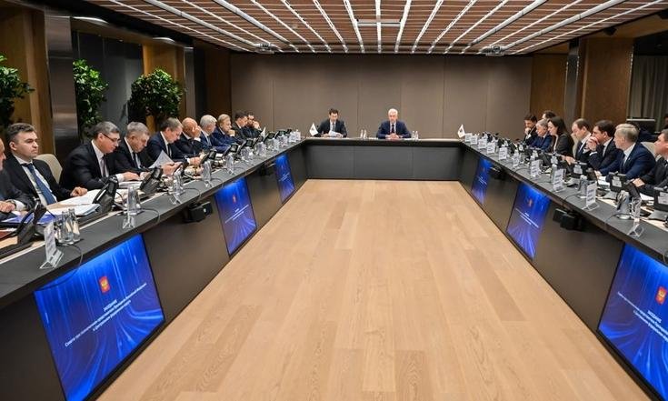 Москва, Вознесенский переулок, 22. Заседание Совета при полномочном представителе Президента РФ в ЦФО. Фото: пресс-служба мэра и правительства Москвы, М.Мишин