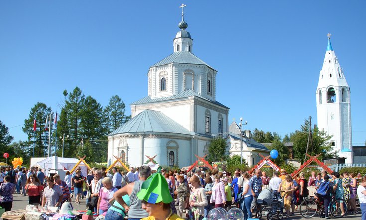 В Лухе в двенадцатый раз прошел фестиваль «Лук-лучок»