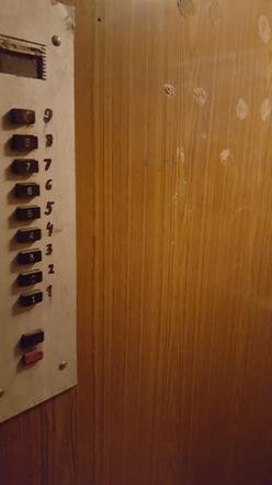 Тула, улица Пузакова, дом 15. Лифтовое оборудование дома до капитального ремонта (к личному приему граждан, проведенному М.А.Бубеном 15 апреля 2021 года)