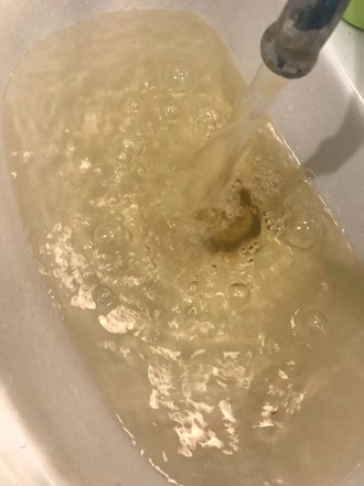 Ивановская область, город Тейково, микрорайон Красные Сосенки. Качество водоснабжения на дату личного приема граждан, проведенного М.А.Бубеном 15.04.2025