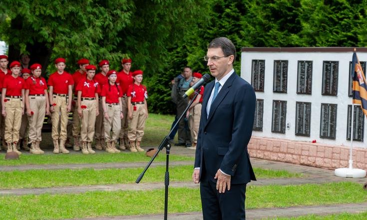 Калужская область, Юхновский район, мемориал «Поле Памяти». Военно-патриотическая акция «Вахта памяти». Фото: Н.Копоня, admoblkaluga.ru
