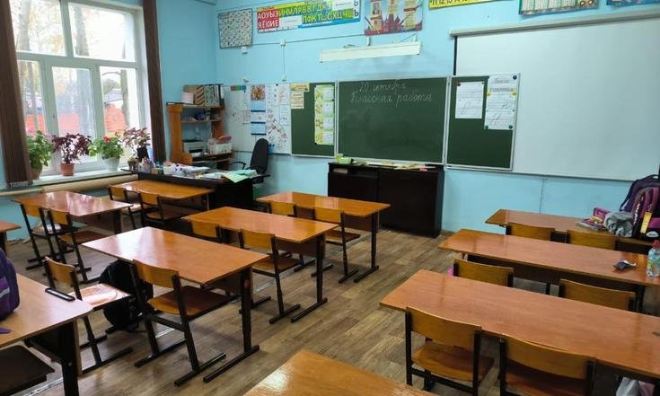 Тамбовская область, город Жердевка, улица Нагорная, 72. Состояние корпуса № 3 средней образовательной школы на дату личного приема граждан, проведенного А.Н.Мошковым 17.10.2023