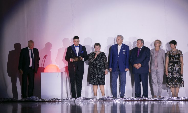 Губернатор Светлана Орлова торжественно открыла Ледовый дворец во Владимире