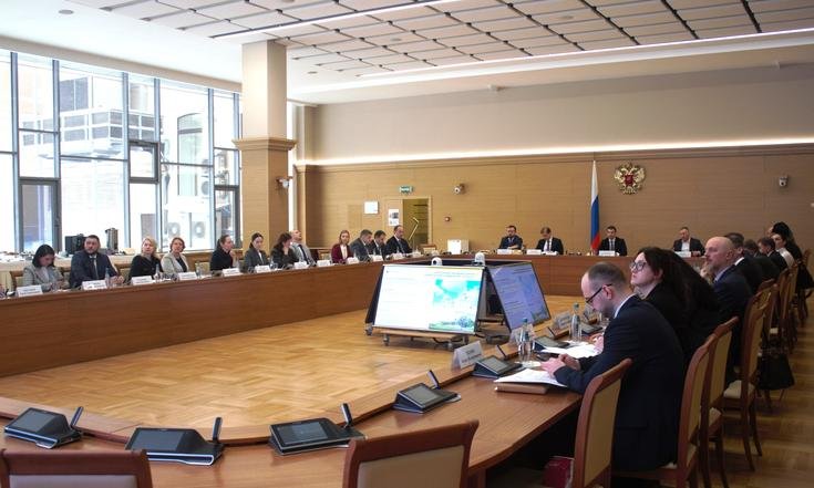 Москва, Никольский переулок, 6. Заседание рабочей группы по созданию культурно-исторического кластера в Ростове Великом. Фото: аппарат полномочного представителя Президента РФ в ЦФО