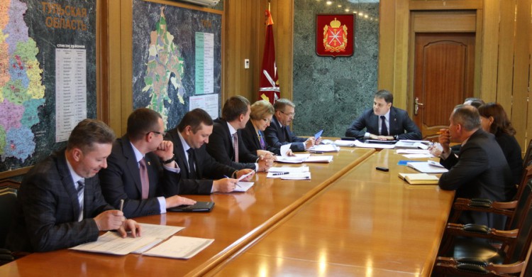 Владимир Груздев провел рабочее совещание с заместителями губернатора и председателя правительства Тульской области