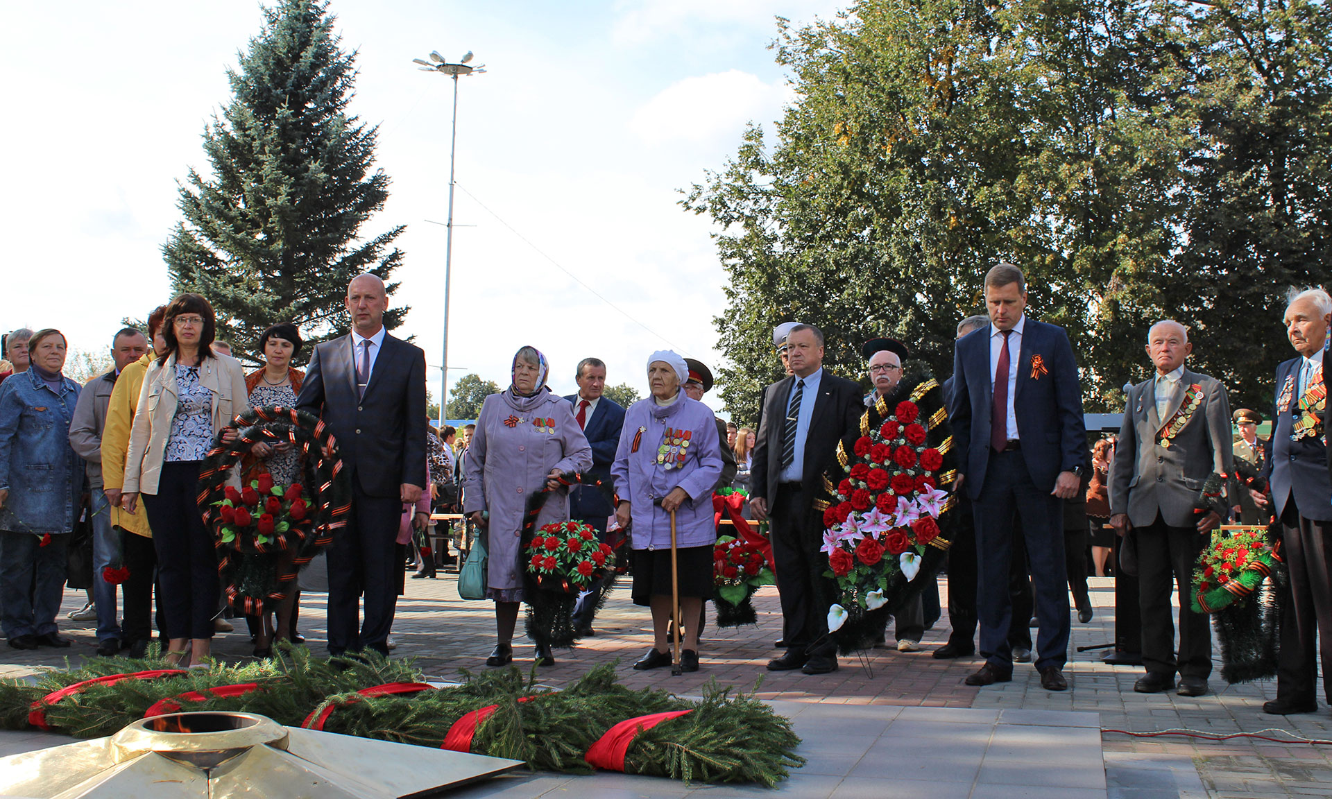В Жуковке отметили 74-ю годовщину освобождения района от немецко-фашистских захватчиков и 55-летие города