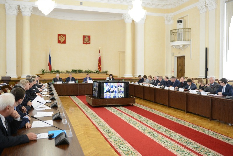 Заседание Смоленской областной трехсторонней комиссии по регулированию социально-трудовых отношений