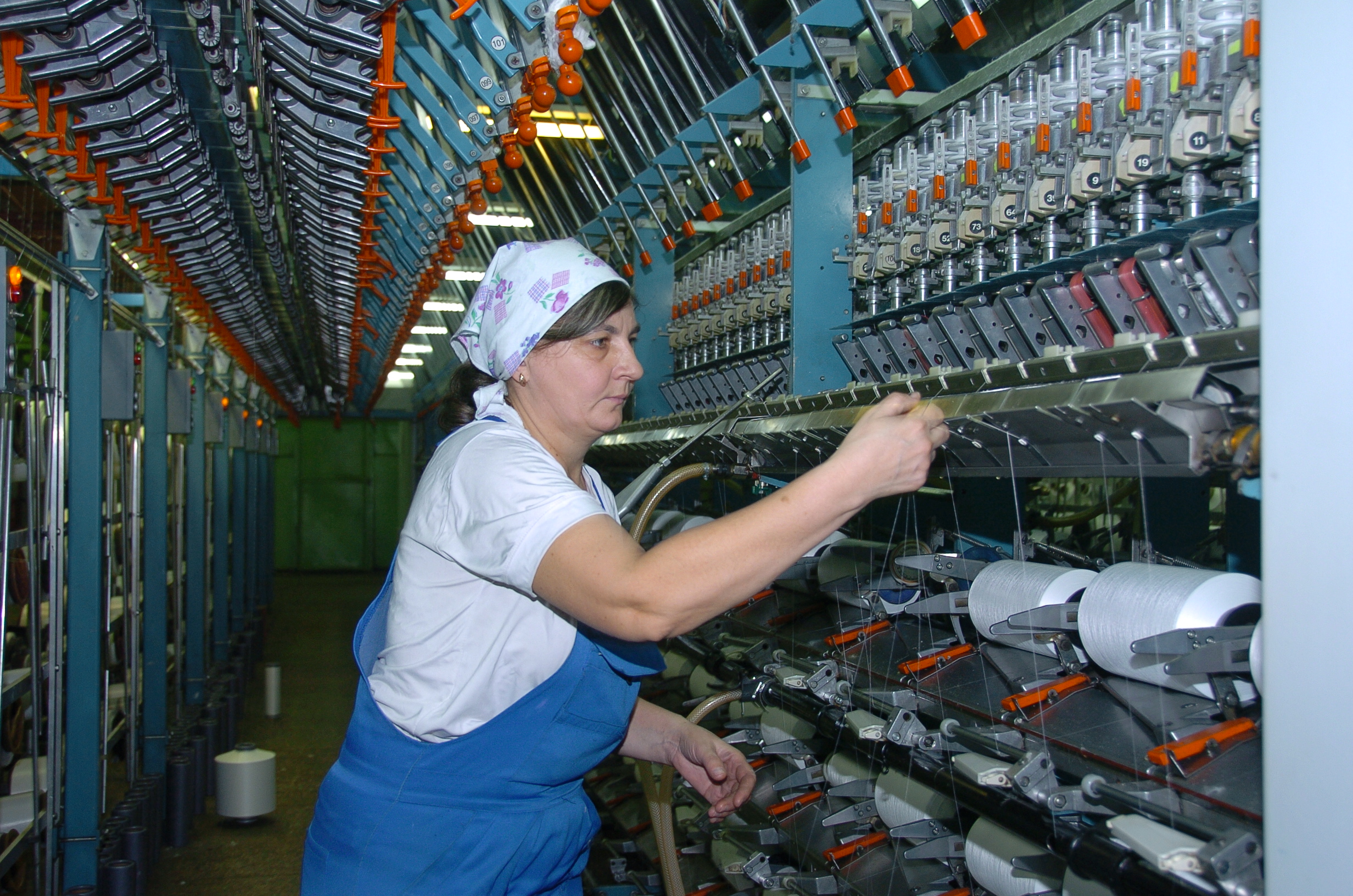 Компания «Курскхимволокно» запустила единственное в России производство высокопрочной полиамидной нити