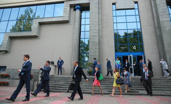 Сергей Ситников принимает участие в Петербургском международном экономическом форуме - 2015