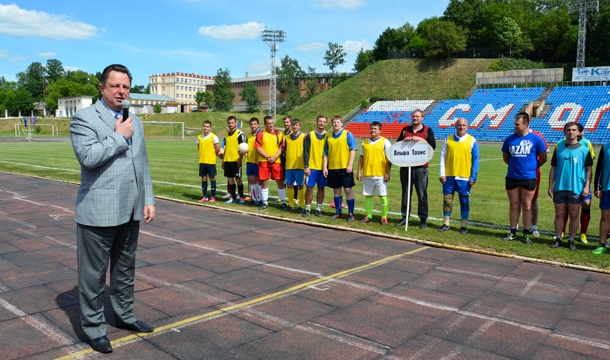 В Смоленске полицейские провели благотворительный футбольный турнир