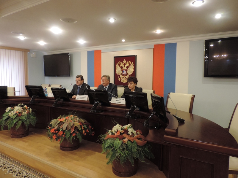 25 ноября Тульскую область с рабочим визитом посетил помощник полномочного представителя Президента Российской Федерации в Центральном федеральном округе Александр Меркулов