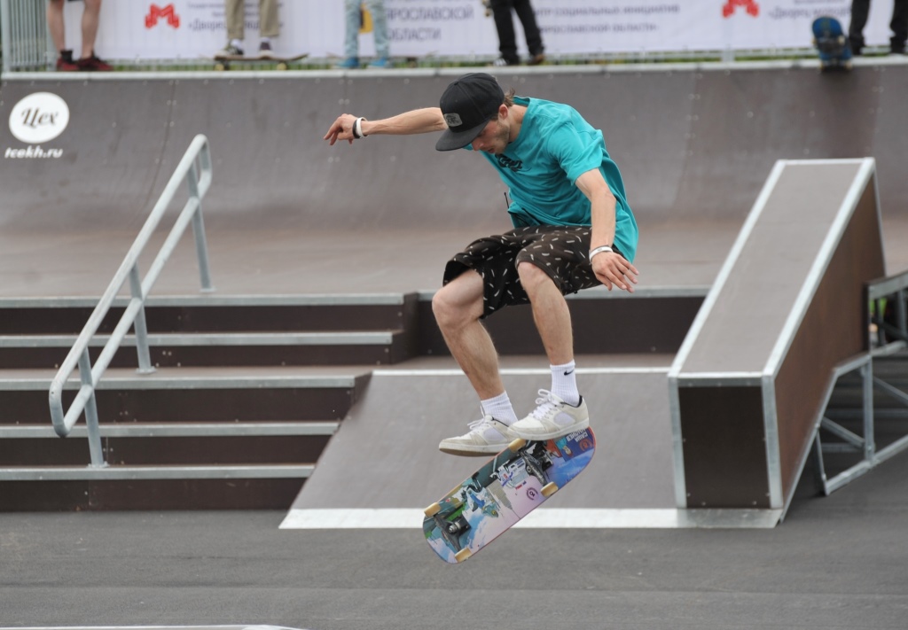 Глава региона Дмитрий Миронов открыл скейт-парк в Ярославле