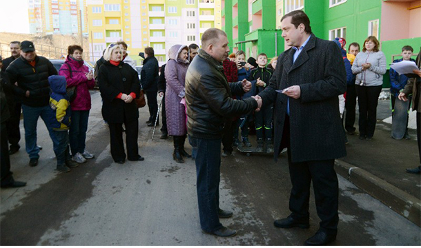 Новоселье в Смоленске отметили 28 семей