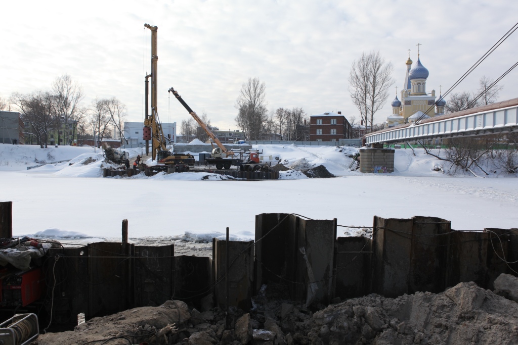 В Ярославле началась сборка металлических конструкций нового моста через Которосль