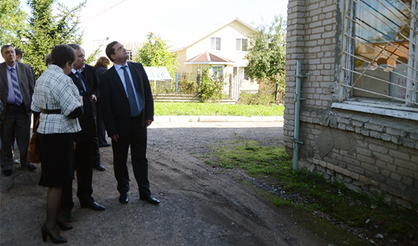 Губернатор Алексей Островский ознакомился с ходом реализации инвестпроектов в Рославльском районе