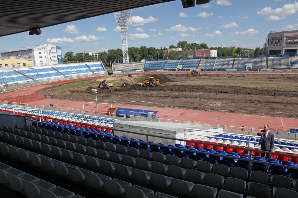 На стадионе «Шинник» начались работы по подготовке к Чемпионату мира по футболу 2018 года