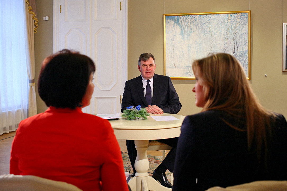 Сергей Ястребов в интервью трем региональным телеканалам подвел итоги уходящего года