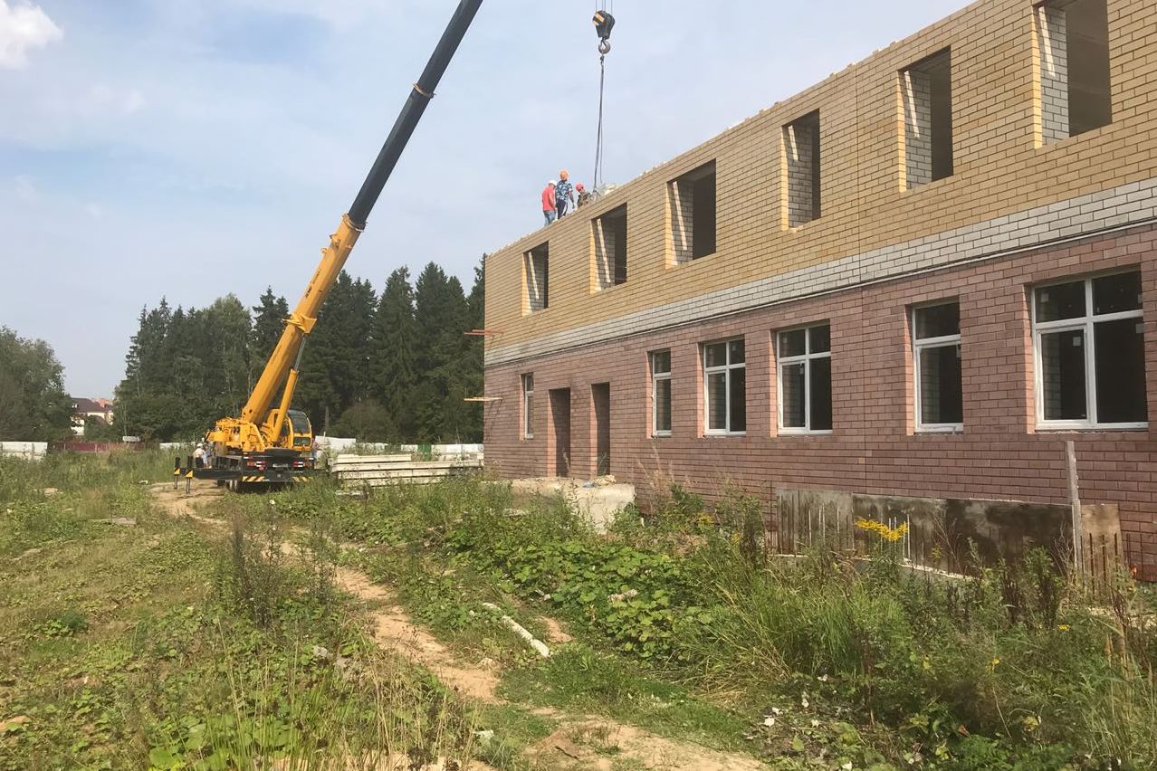 Возобновлено строительство детского сада в поселке Михайловском Ярославского района