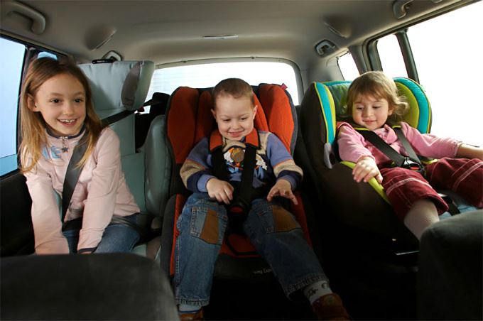 В Костромской области стартовала масштабная социальная кампания «Безопасная дорога – защити своего ребёнка»