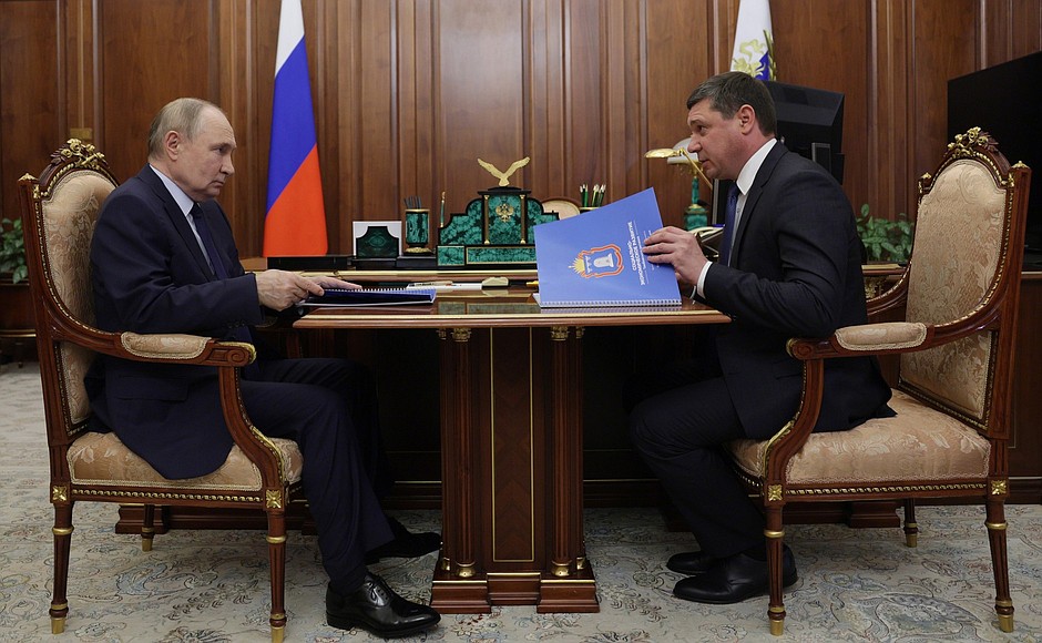 1 июля 2025 года. Москва, Кремль. Встреча Владимира Путина с врио главы Тамбовской области Евгением Первышовым. Фото: пресс-служба Президента РФ