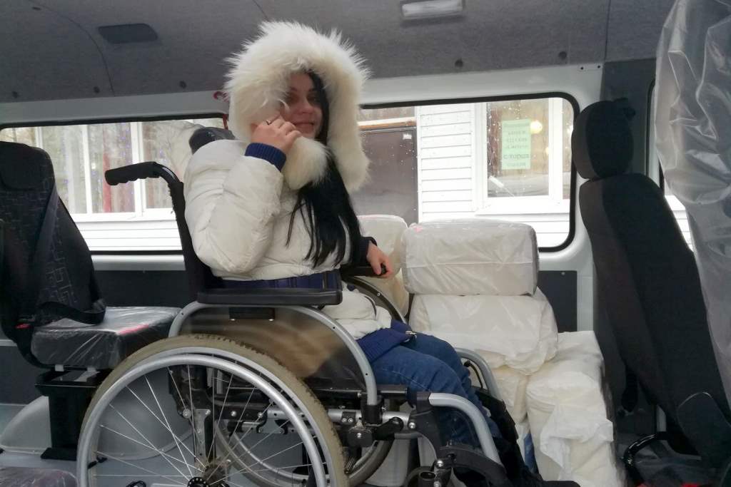 В Ярославской области на средства резервного фонда Президента приобретены спецмашины для инвалидов