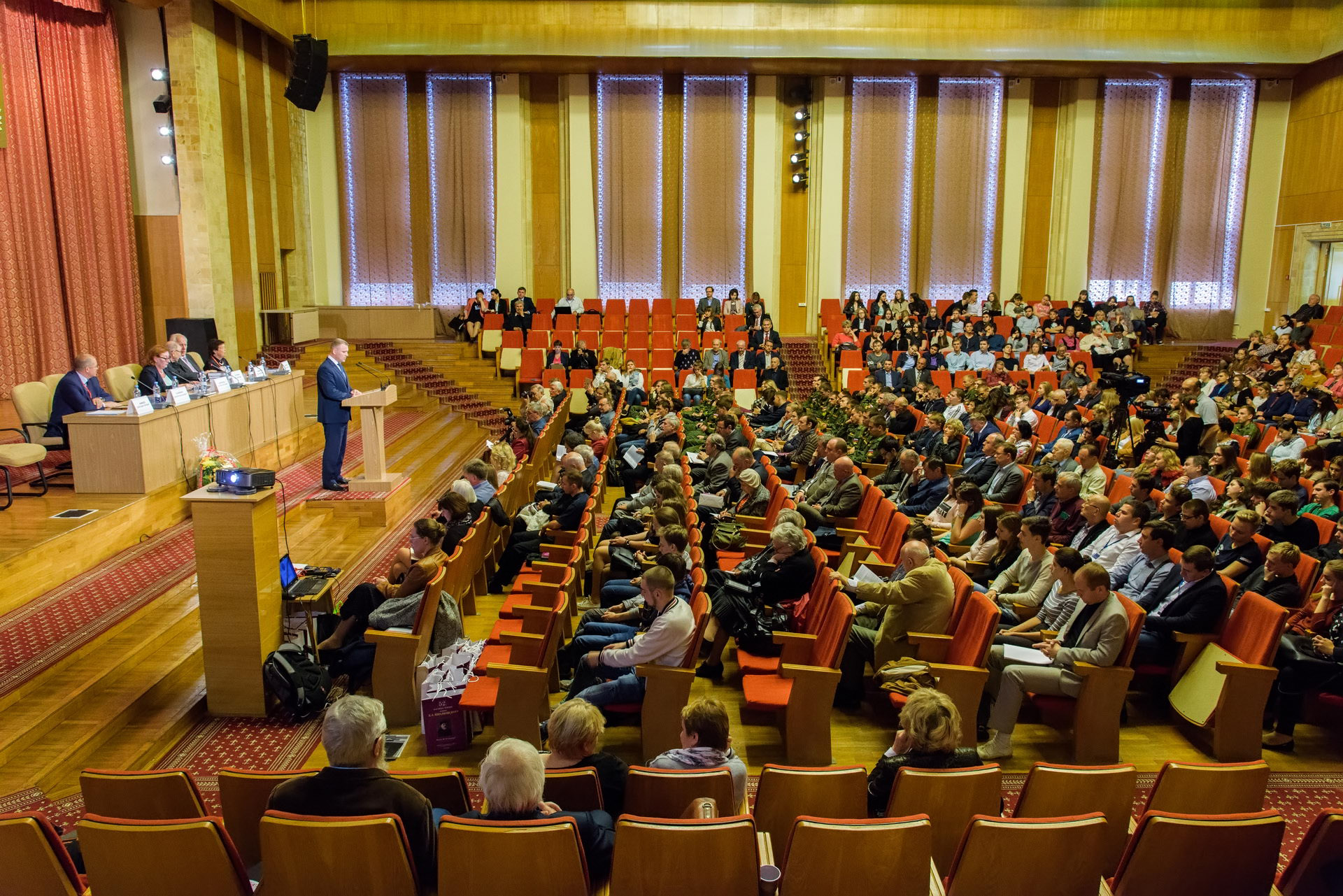 В Калуге состоялось открытие 52-х научных чтений памяти К.Э.Циолковского