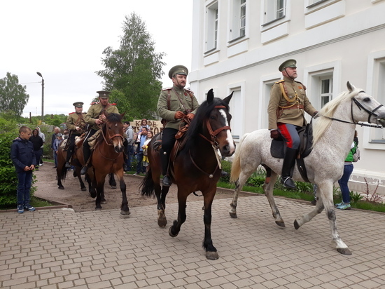 Третий военно-исторический фестиваль "Русский легион чести" прошел под Калугой