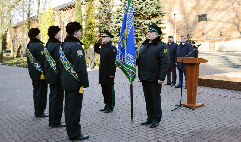 Торжественная церемония вручения знамени Управления Федеральной службы судебных приставов по Смоленской области
