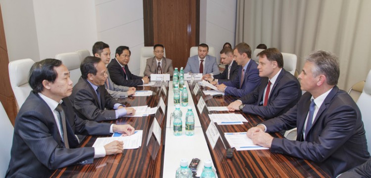 Губернатор Тульской области Владимир Груздев: «Сотрудничество тульских и вьетнамских компаний может быть взаимовыгодным и долгосрочным»