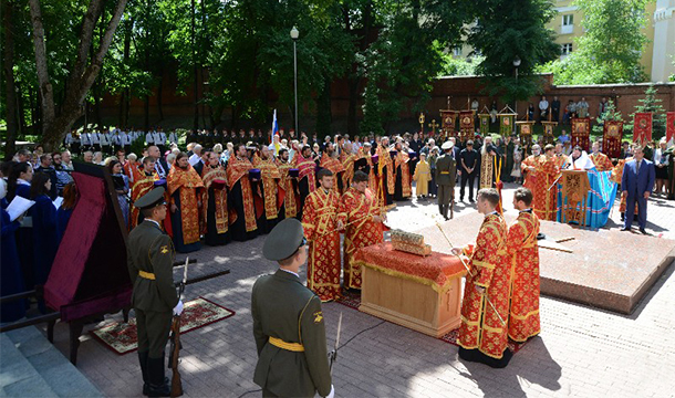 На Смоленщину прибыл ковчег с десницей великомученика Георгия Победоносца