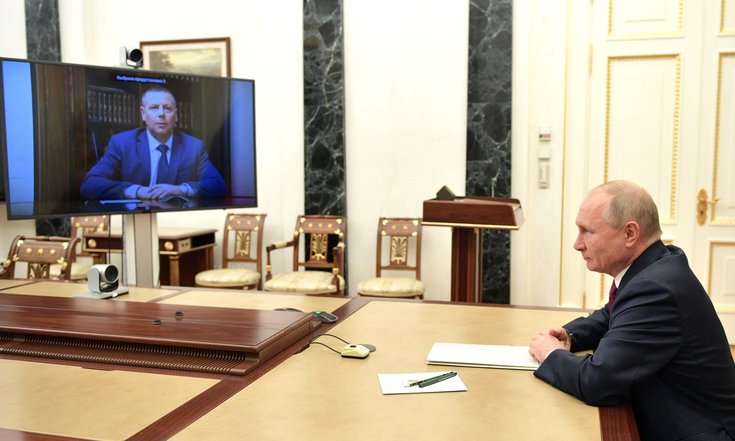 12 октября 2021 года. Встреча с Михаилом Евраевым (в режиме видеоконференции). Фото: пресс-служба Президента России