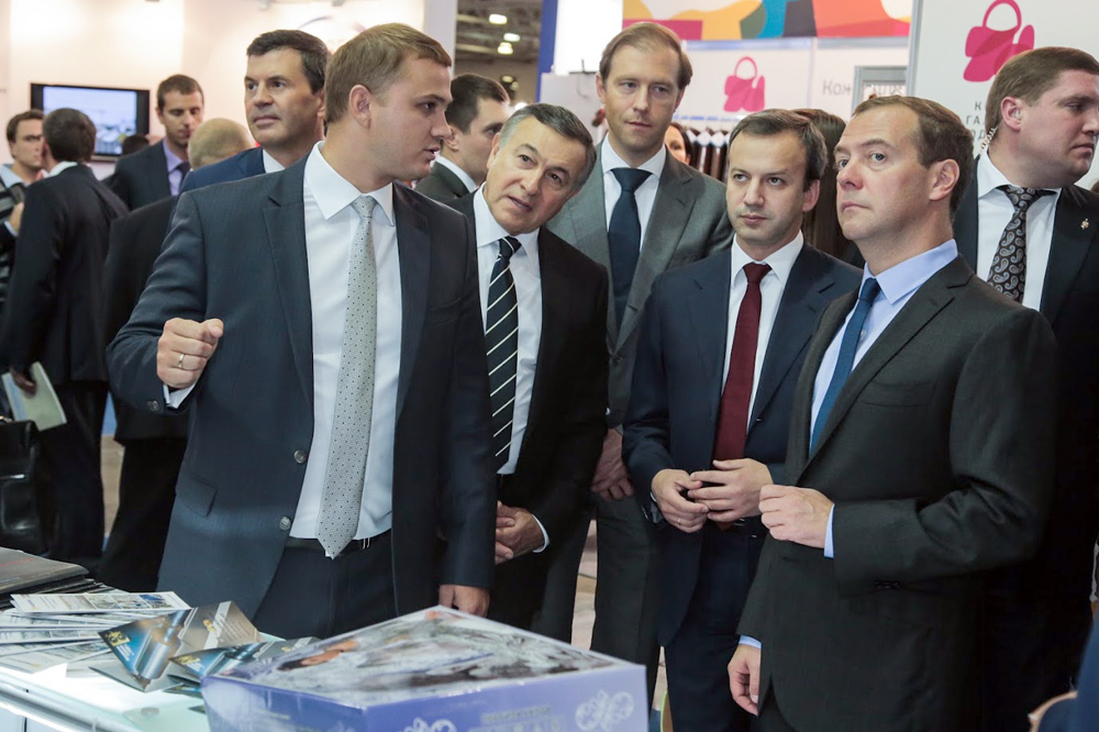 Дмитрий Медведев высоко оценил липецкие станки